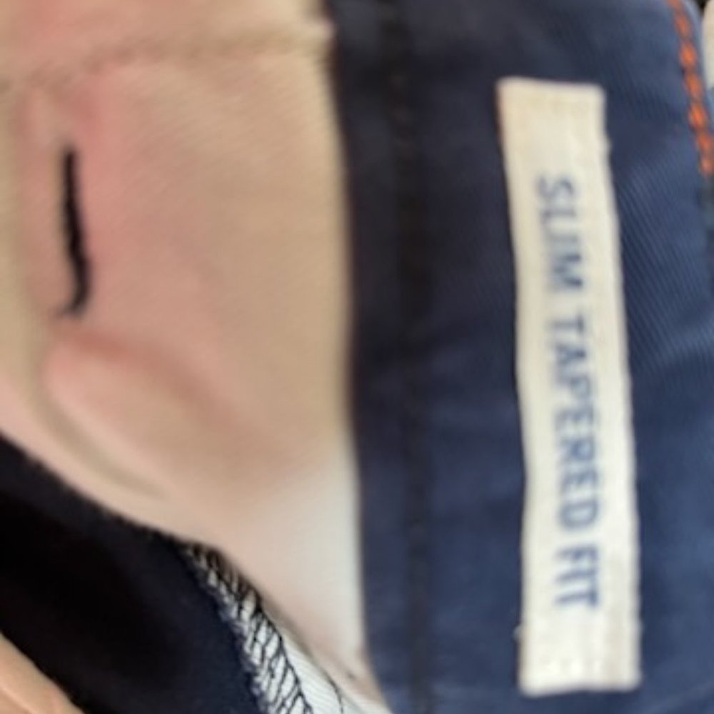 Dockers - Picture 6 of 7